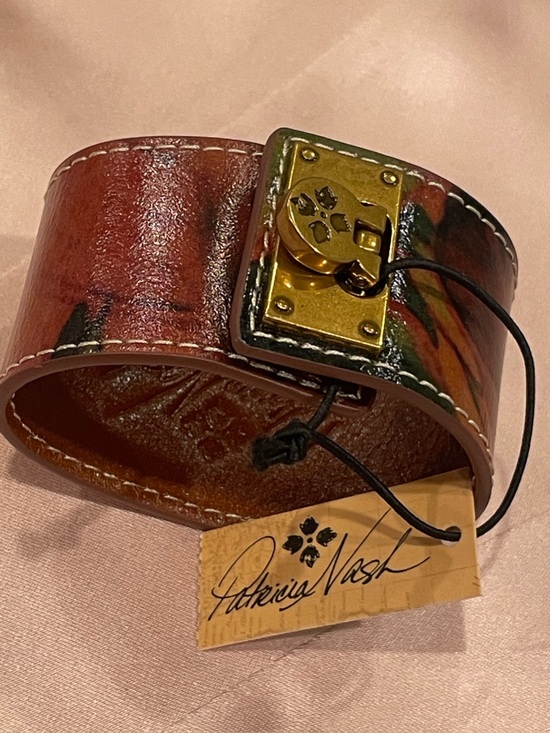 Patricia Nash Jewelry - Patricia Nash Artisan Italian Leather Floral Cuff Bracelet Brass Lock